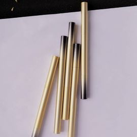 ブラシのシルク スクリーン印刷を用いる注文の防水自動眉毛鉛筆